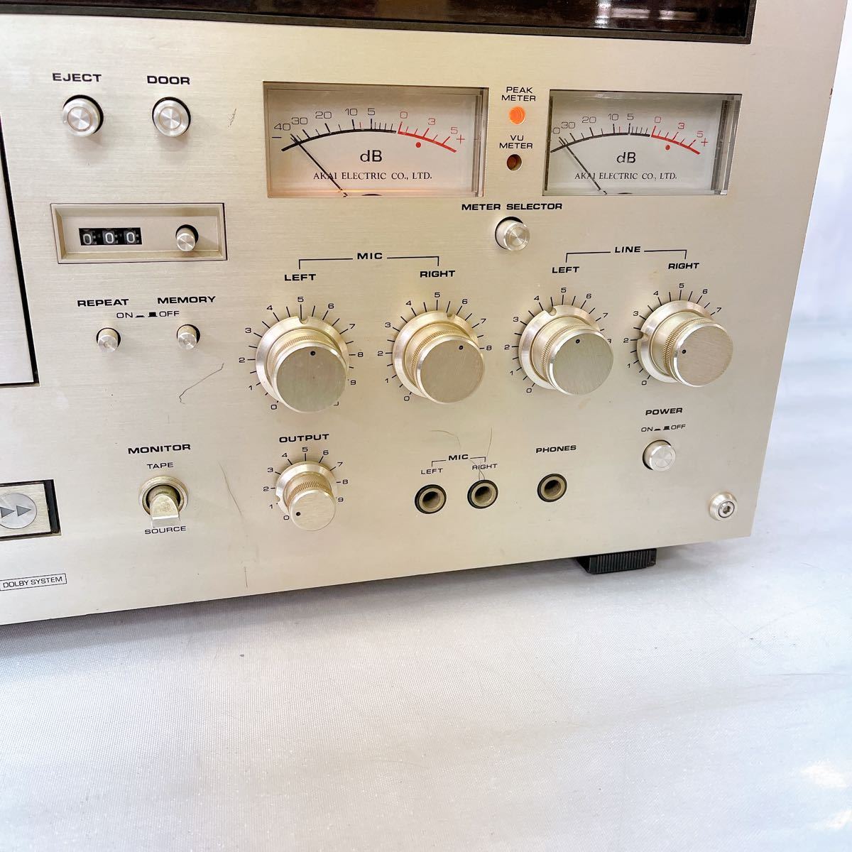 定番，安い AC72 AKAI ステレオ カセットデッキ GXC-570D 赤井電機株式