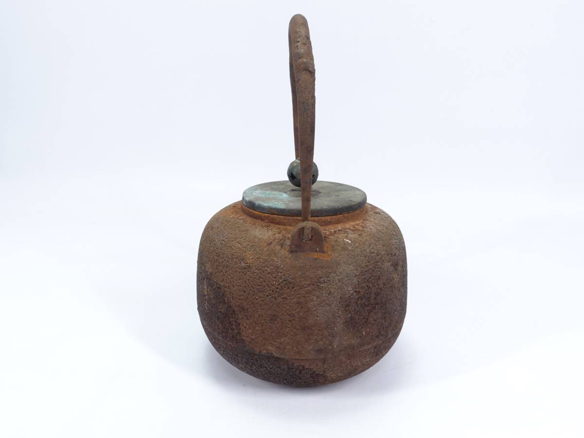 鉄瓶】 祥雲堂 『唐銅蓋岩肌鉄瓶』※水漏れ無 ○ 茶道具 湯沸し 茶室 鉄 