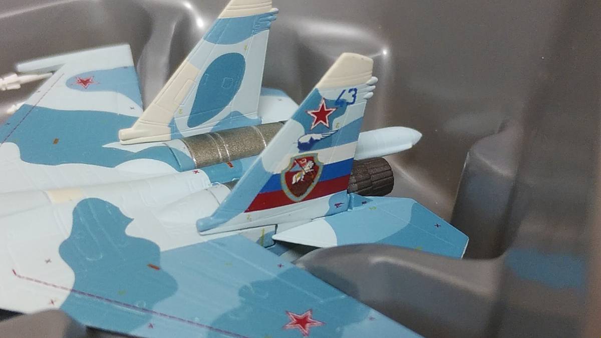 1:200 herpa wings ヘルパー 1/200 スホーイ SU-27UBフランカー ロシア