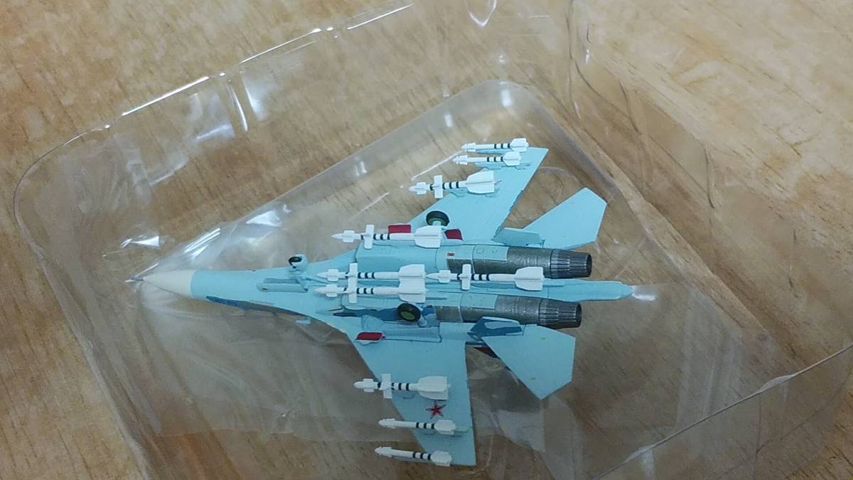 1:200 herpa wings ヘルパー 1/200 スホーイ SU-27UBフランカー ロシア