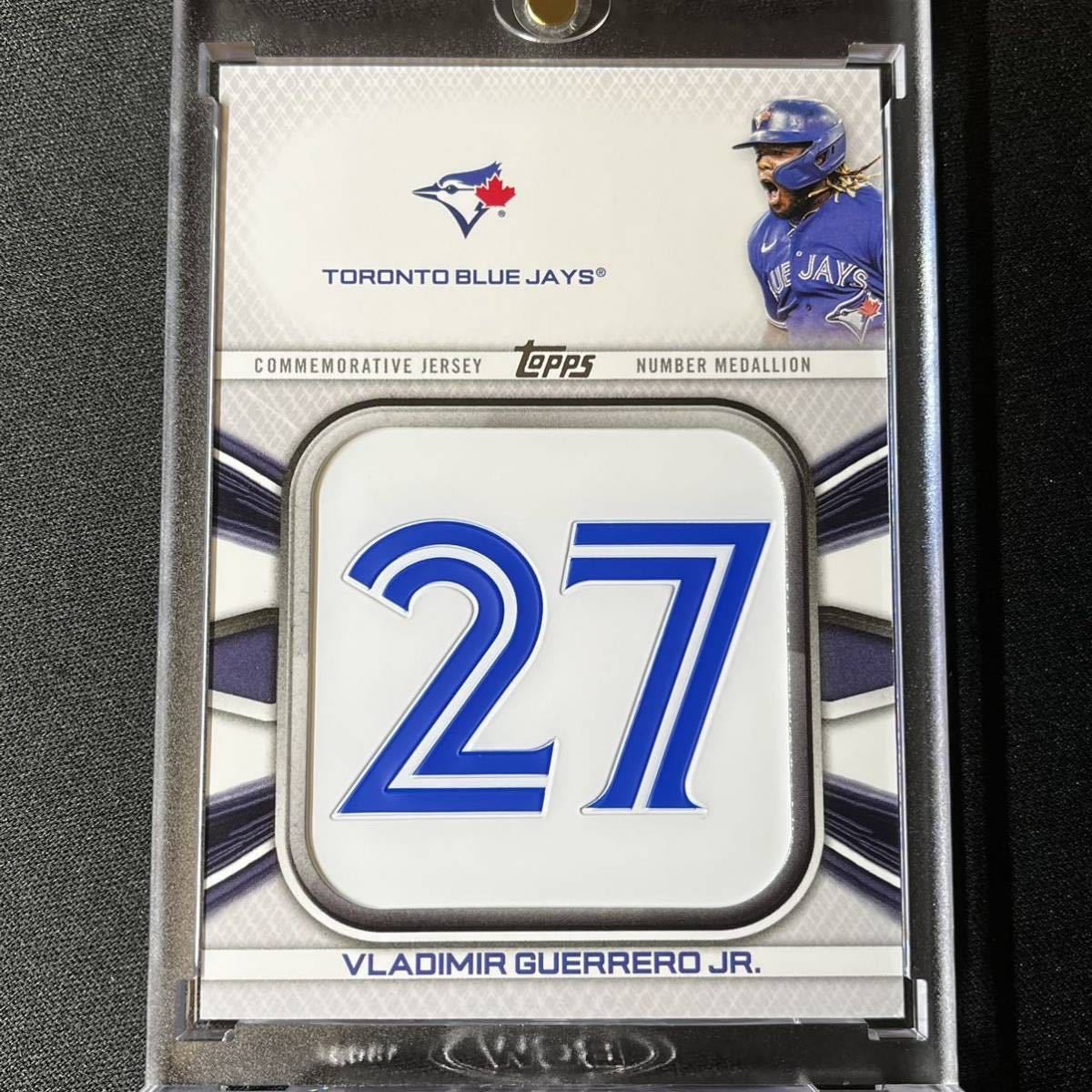 最新 2022 Topps Series 1 ゲレーロJr. ジャージーナンバーメダル 