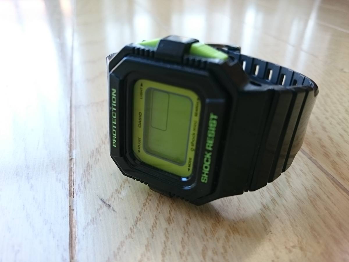 美品] CASIO GMN-550 G-SHOCK mini 腕時計 ブラック×グリーン デジタル 