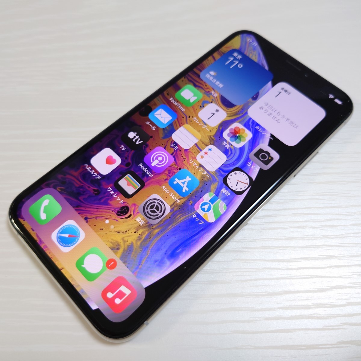 ☆【18748WM】 訳あり docomo MTAX2J/A iPhoneXS シルバー 64GB SIM