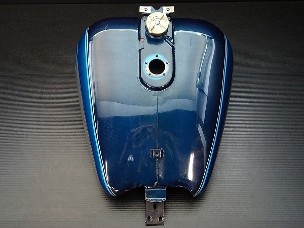 人気SALE，爆買い ハーレー ☆ エボ FLHTCU1340 純正 タンク ♪ D7859