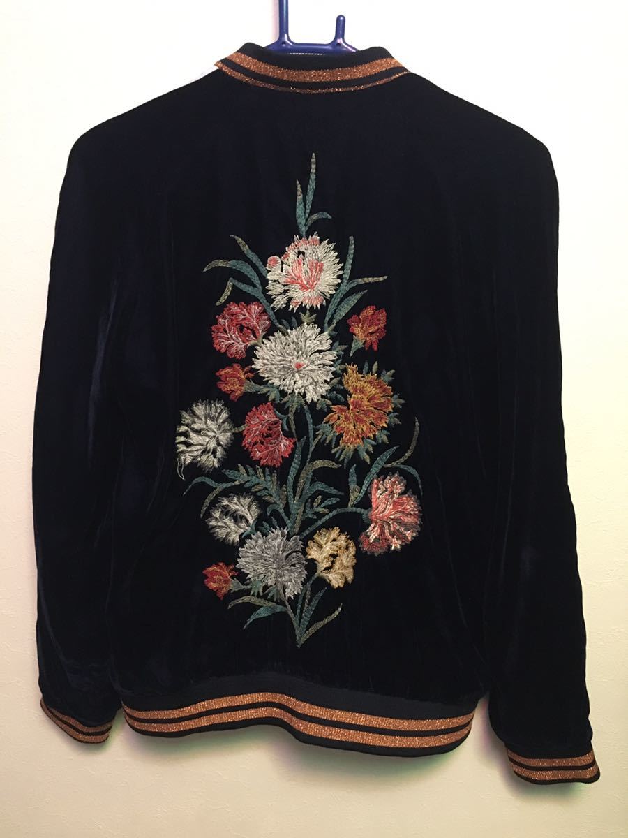 ZARA ザラ ベロア 刺繍 スカジャン S ブルゾン ジャンバー ZARA ザラ ベロア 刺繍 スカジャン S ブルゾン ジャンバー
