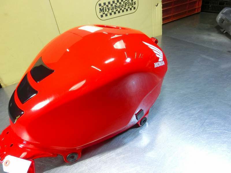 CBR250R ガソリンタンク、綺麗☆MC41、前期型(ホンダ用)｜売買された 
