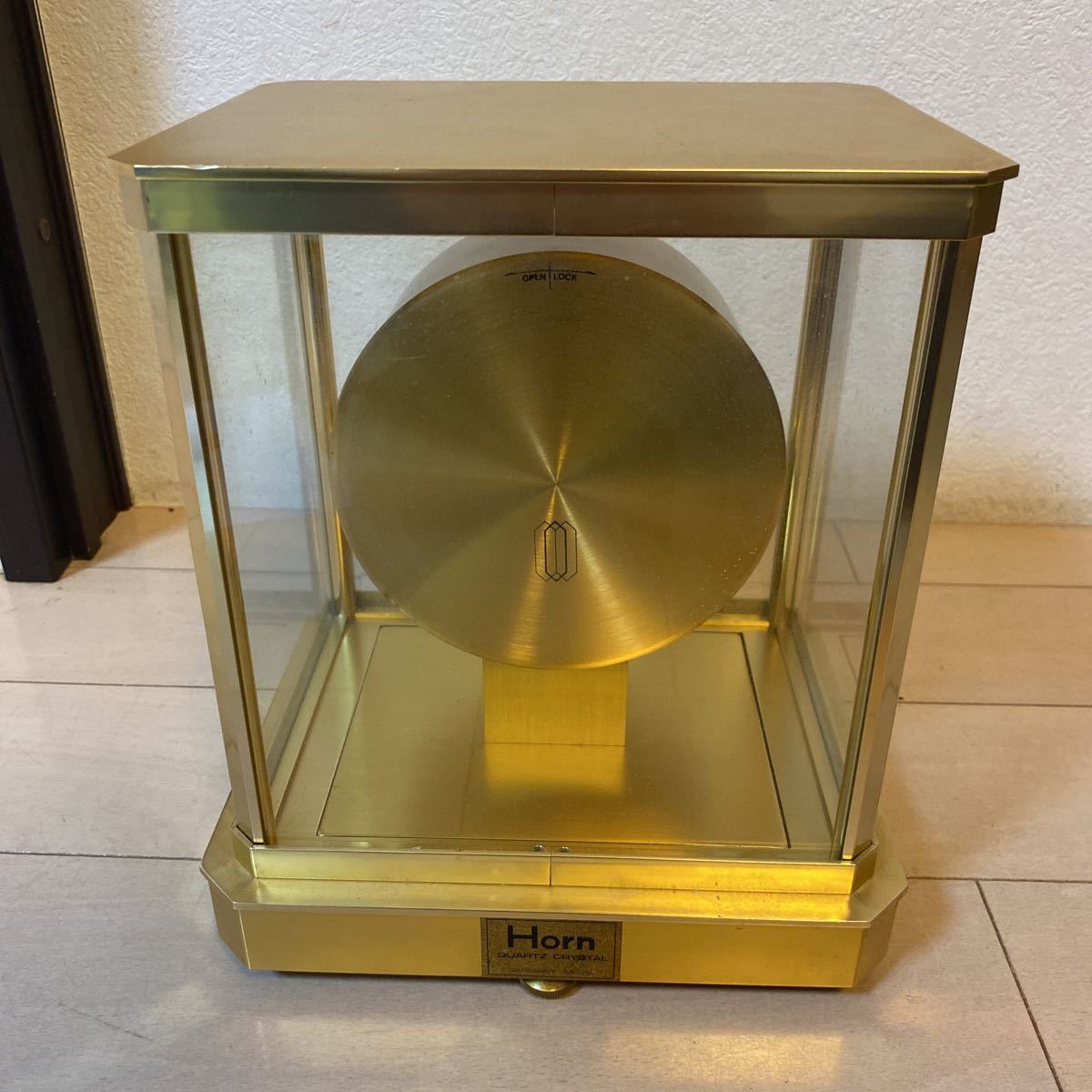Horn Quartz GERMANY MOVE 置時計 金色 ゴールド お洒落 Horn Quartz GERMANY MOVE 置時計 金色 ゴールド お洒落 【公式通販】