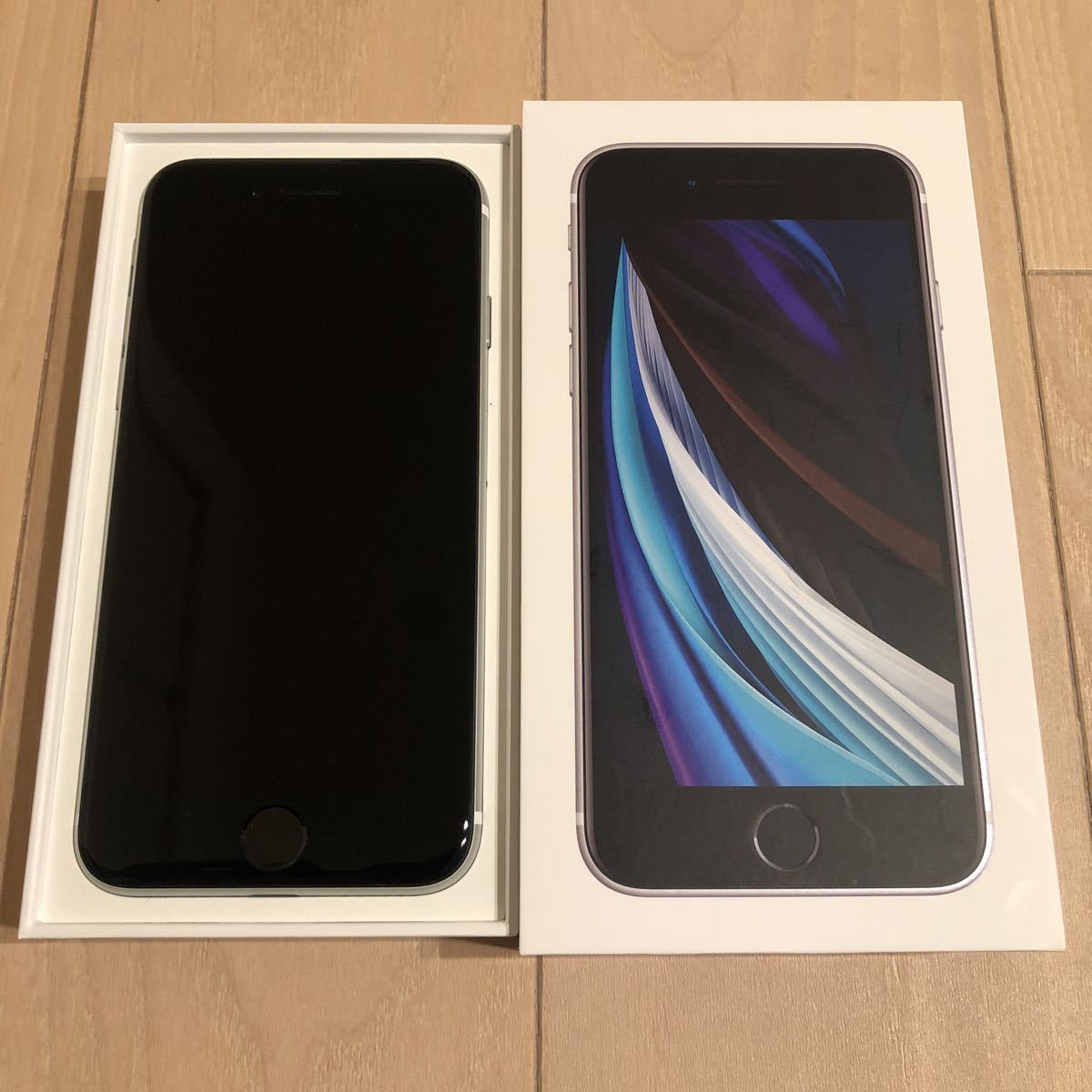 送料無料 超美品 Apple iPhone SE 第2世代 64GB ホワイト 白色 SIM