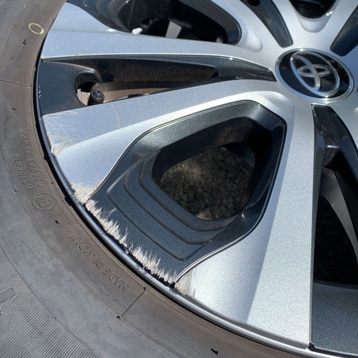 トヨタ プリウス 純正タイヤ4本セット 195/65 R15(純正品)｜売買された 