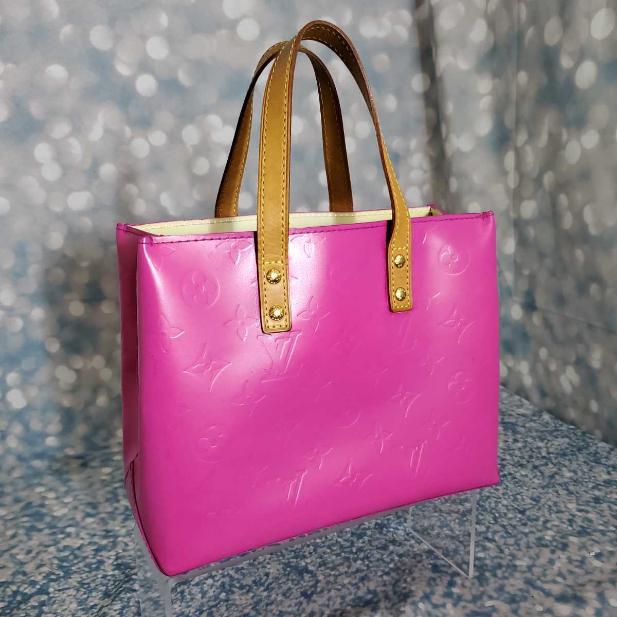 正規品，本物保証 正規品 A-100 Louis Vuitton リードPM ハンドバッグ ピンク ピンク&times;ホワイト バイカラー ヴェルニ(ハンドバッグ)｜売買されたオークション情報、yahooの商品情報をアーカイブ公開 - オークファ かばん、バッグ