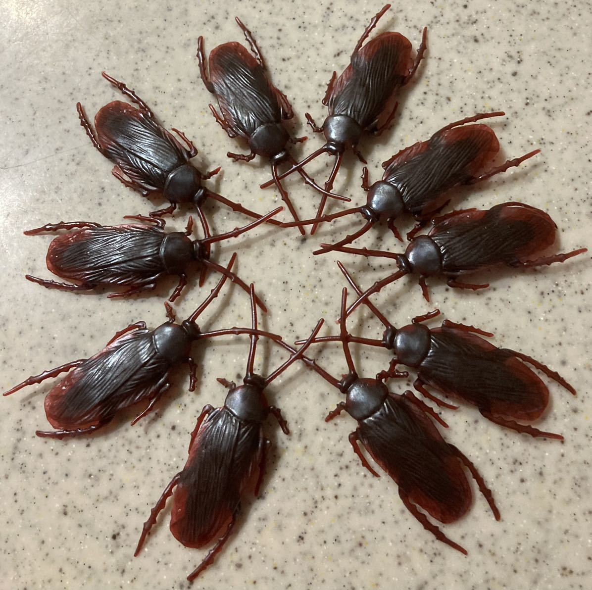 リアルゴキブリ 10匹 パーティーグッズ おもちゃ いたずら ドッキリ 偽ゴキブリ キモイ リアル びっくり 怖い リアル虫 生き物 売買されたオークション情報 Yahooの商品情報をアーカイブ公開 オークファン Aucfan Com