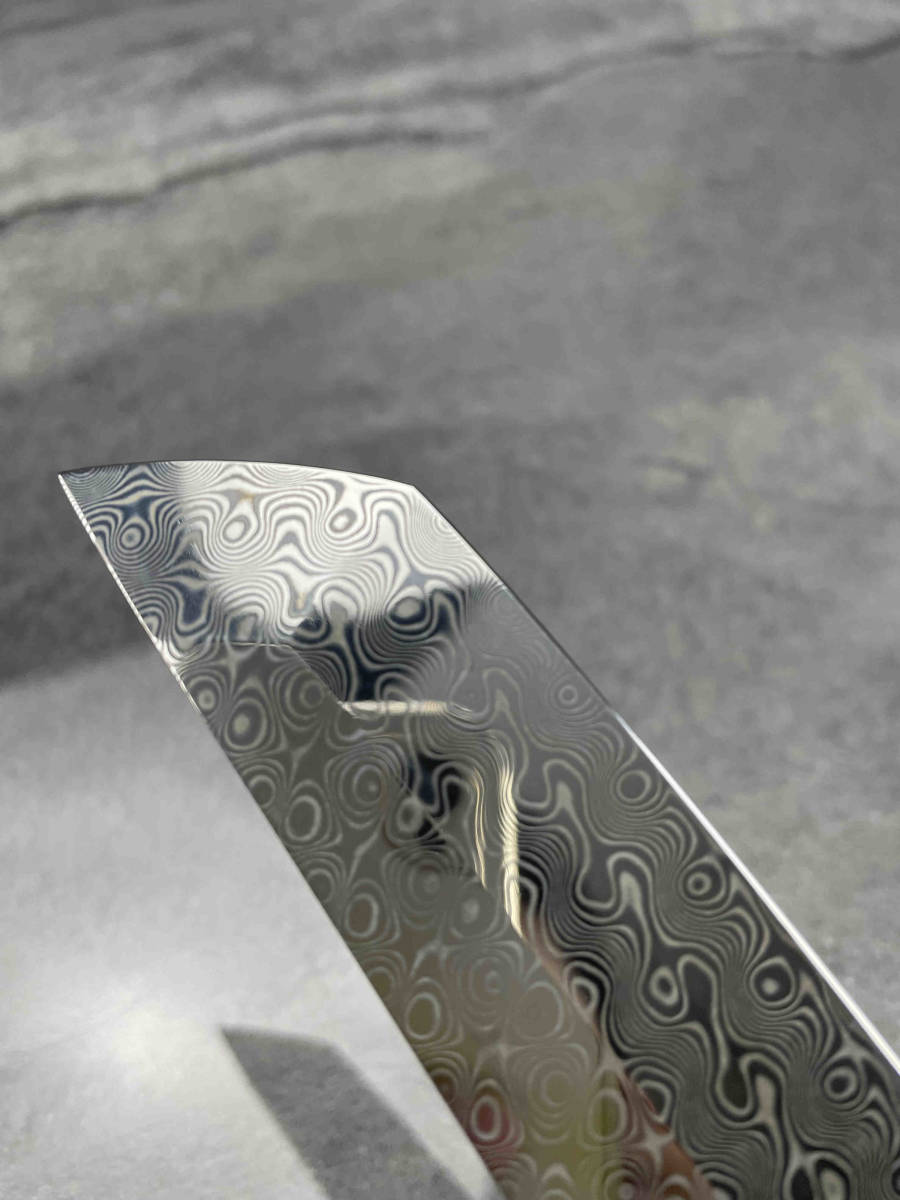 大人気 極上シャイニング ダマスカス 9寸 先丸包丁 刺身包丁105層 手で鍛造