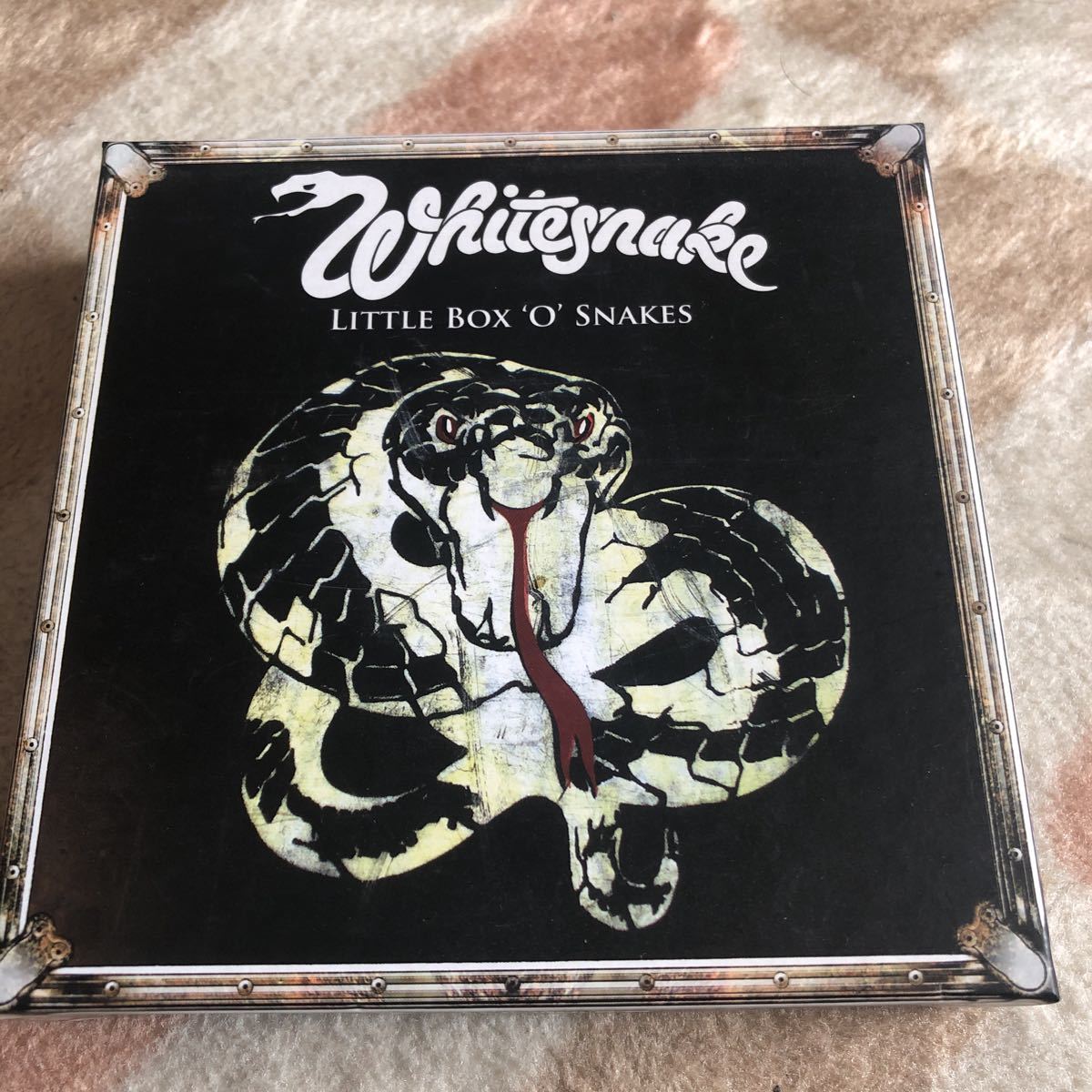 2026，得価 WHITESNAKE ホワイトスネイク ホワイトスネイク 11枚組ボックスセット LITTLE BOX 'O' SNAKES(Whitesnake)｜売買されたオークション情報、yahooの商品情報をアーカイブ公開 - オークファン Whitesnake