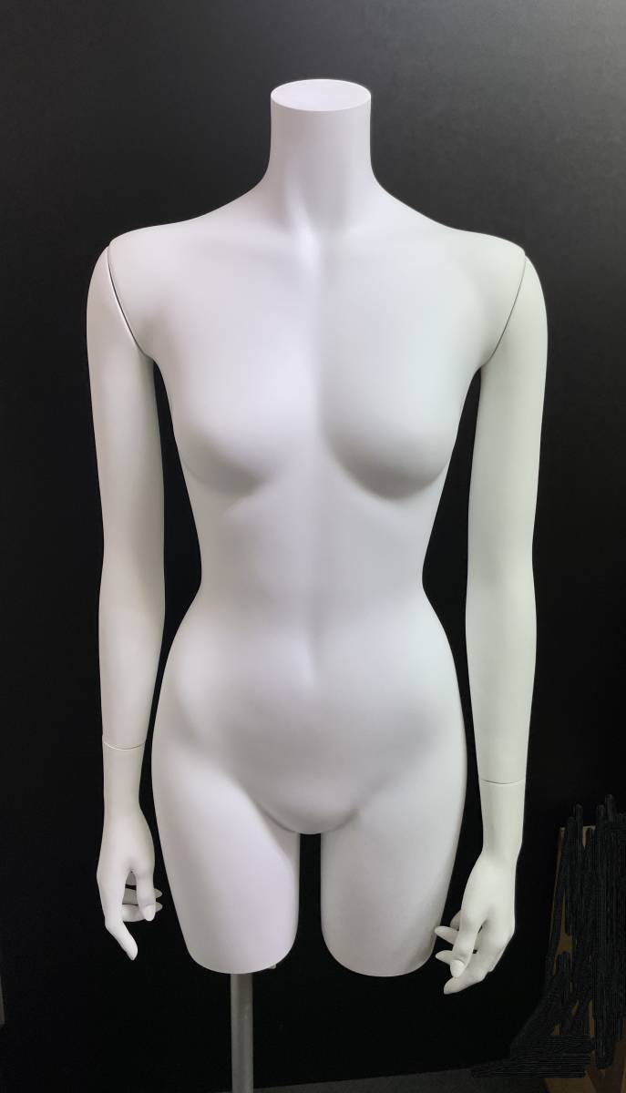 SUN ボディ トルソー マネキン エコボディ バストサイズ82cm ☆美品 中古【SUN】エコボディ 9号サイズ/婦人/女性 トルソー/マネキン