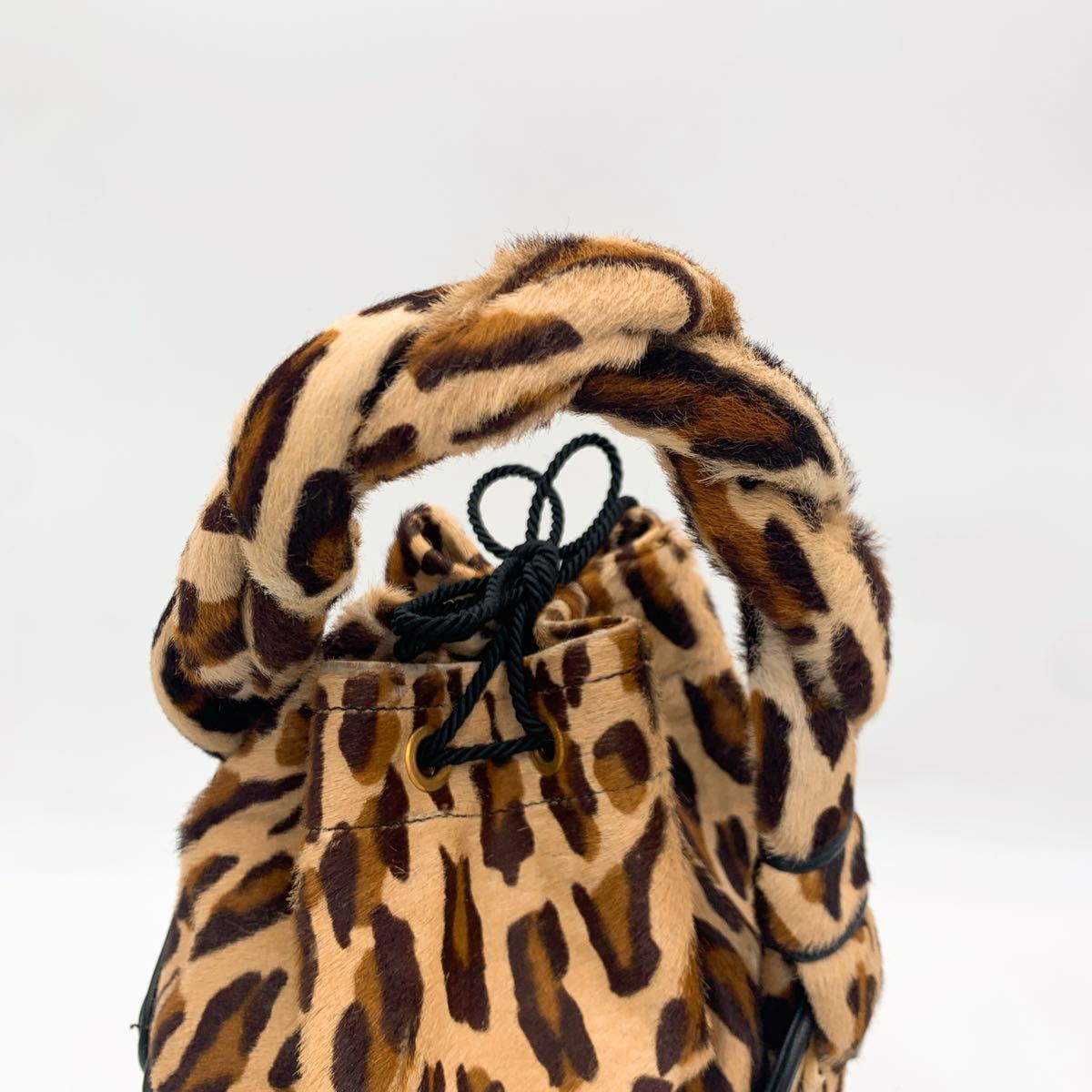 1円《超希少・極美品》FENDI フェンディ ハラコ レザー レオパード 
