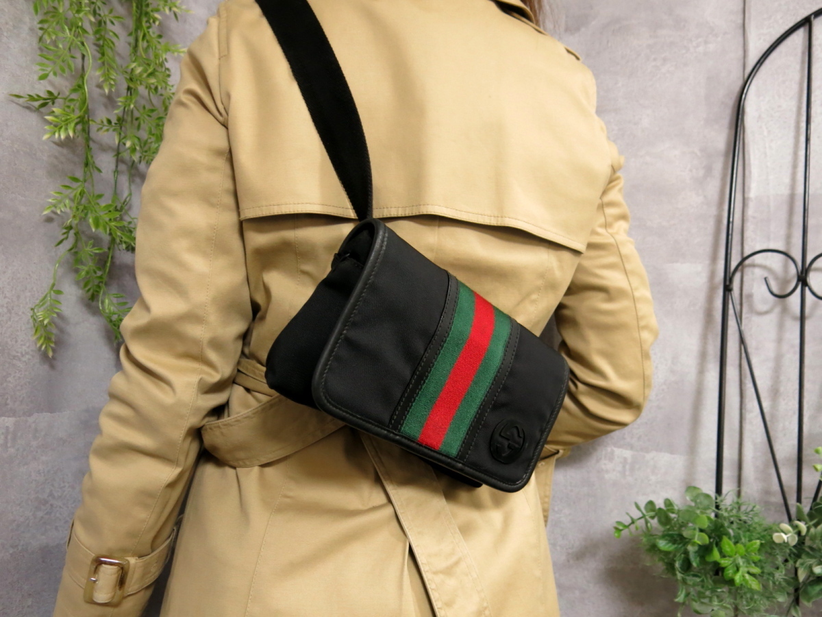 シェリーライン GUCCI グッチ ショルダーバッグ インターロッキング GGキャンバス - インター ミニ 美品グッチ ✨極上美品✨グッチ 美品 GG柄 サングラス インターロッキングG クラッチバッグ