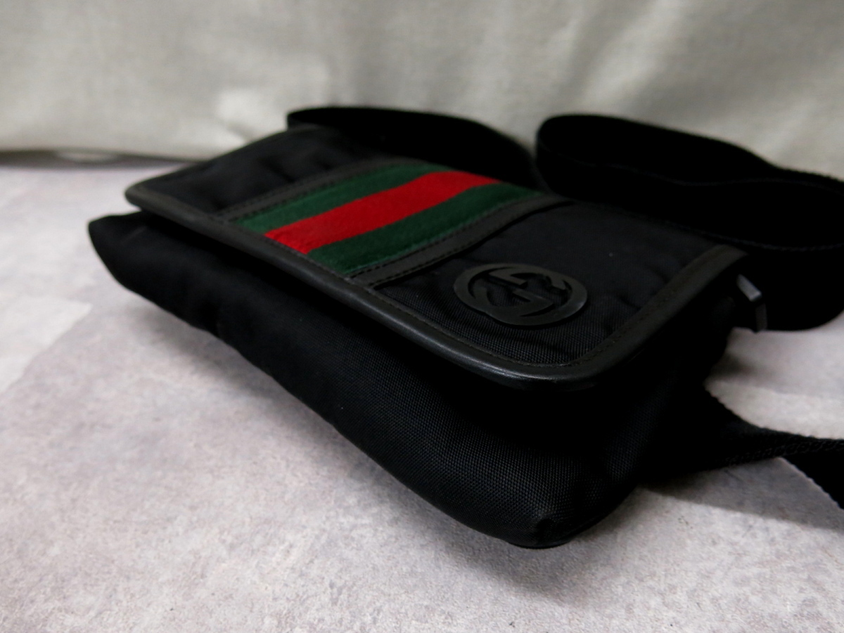 シェリーライン GUCCI グッチ ショルダーバッグ インターロッキング GGキャンバス - インター ミニ 美品グッチ ✨極上美品✨グッチ 美品 GG柄 サングラス インターロッキングG クラッチバッグ