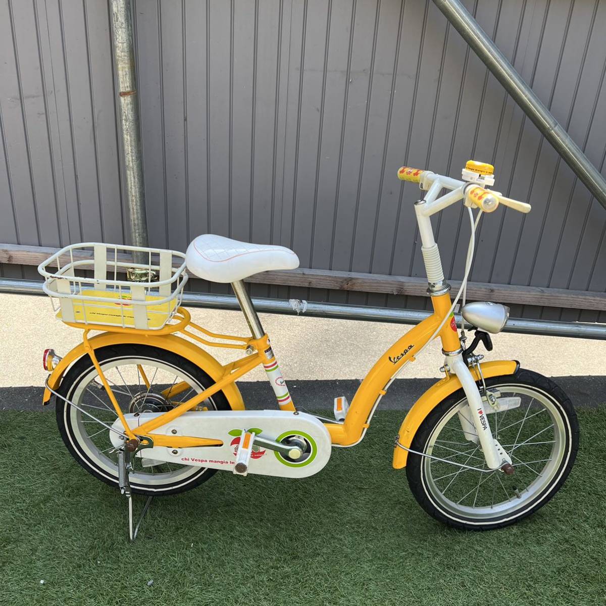 管2669 直接取引大歓迎　VESPA　　16インチ　子供用自転車_2