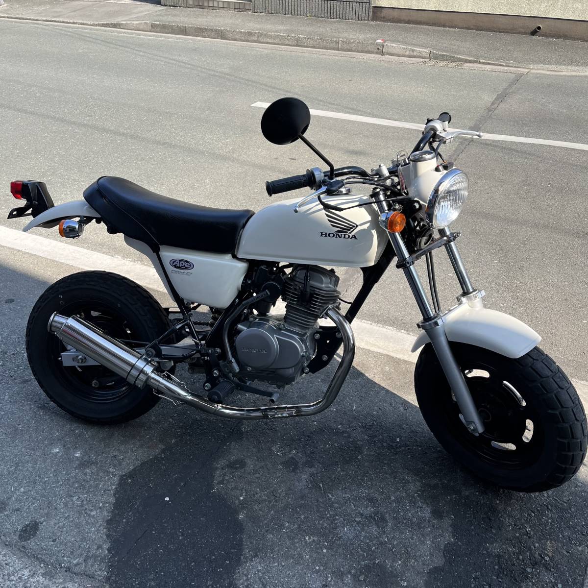 熊本発 美車 Honda エイプ５０ Ac16 Fi車 白 即乗り可 キック一発ok アイドリング安定 全国配送ok マグナ５０ モンキー 50cc以下 売買されたオークション情報 Yahooの商品情報をアーカイブ公開 オークファン Aucfan Com