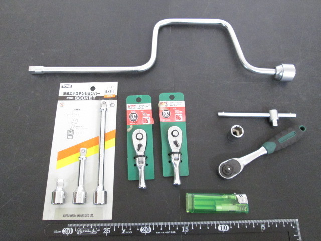驚きの破格値，限定SALE T573 トネ KTC など/ ソケットレンチ ハンドル スピーダー など/ 9.5ｍｍ角 6.35ｍｍ角 // 計9点 // まとめ売り /(ソケットレンチ)｜売買されたオークション情報、yahooの商品情報をアーカイブ公開 - ソケットレンチ