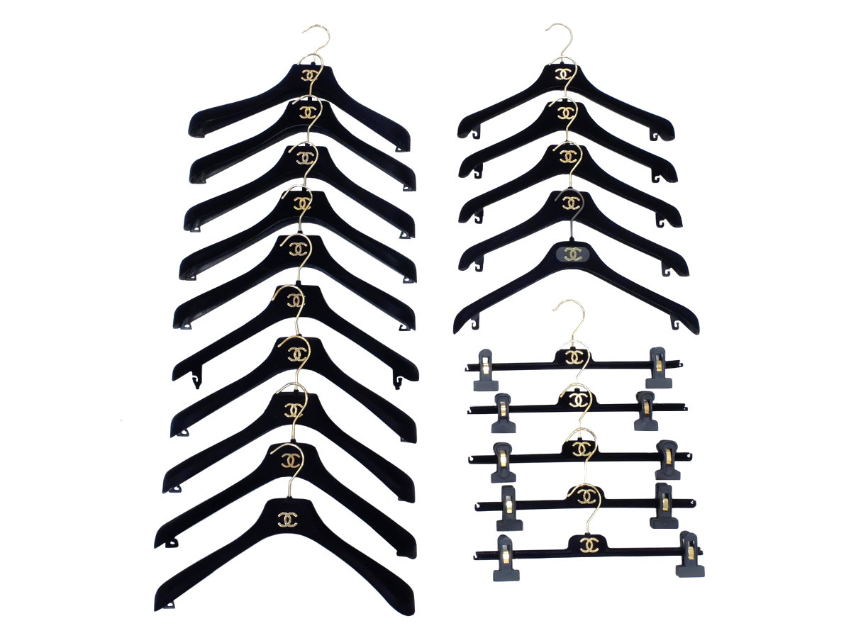 CHANEL シャネル ハンガー セット CHANEL（押し入れ収納/ハンガー）のフリマアイテム一覧