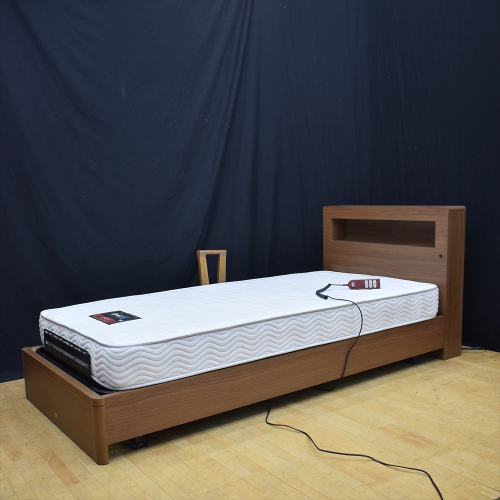 大人気，送料無料 Simmons シモンズ Beautyrest ビューティーレスト Maxima マキシマ 電動リクライニングベット 介護 ２モーター シングル 照明(マットレス付き)｜売買されたオークション情報、yahooの商品情報をアー マットレス付き