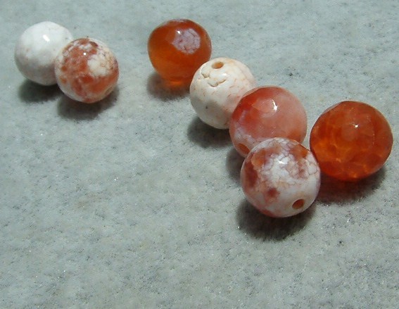 632 天珠八仙 Emulsification Beads 数百年かけ乳化した紅玉髄 小型瑪瑙珠 約8㍉玉×7個(風水)｜売買された ...