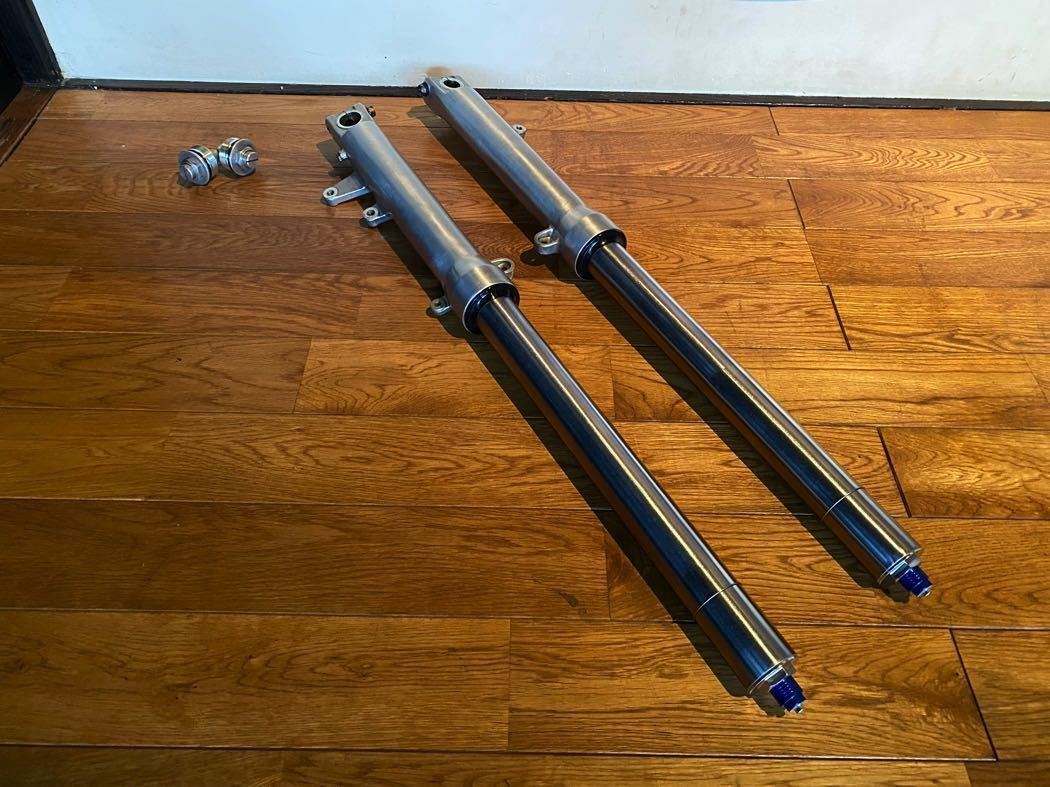 NSR250 MC28SP　フロントフォーク NSR250R MC28 SP フロントフォーク 修正 部品取りに！！ NSR250R SP
