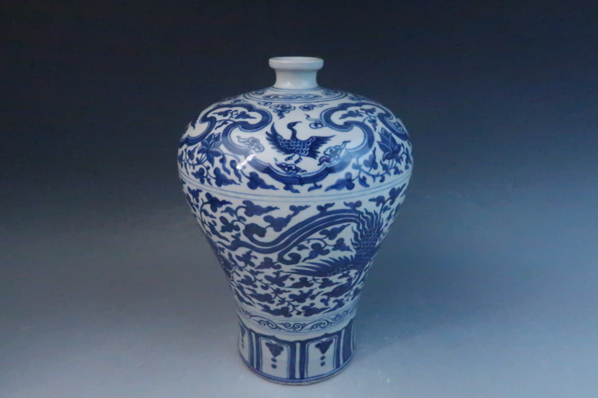 中国古玩 清代 青花 染付 鳳凰花唐草文 花入 花瓶 瓶子 梅瓶 飾瓶 無傷