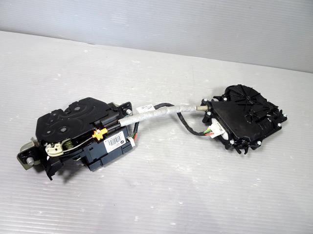正規品，豊富な BMW X4 DBA-XW35 バックドアモーター 300 163672-10 35i F26 Mスポーツ テスト済 1kurudepa21-08-18(BMW用)｜売買されたオークション情報、yahooの商品情報をアーカイブ公開 - オークファン BMW用