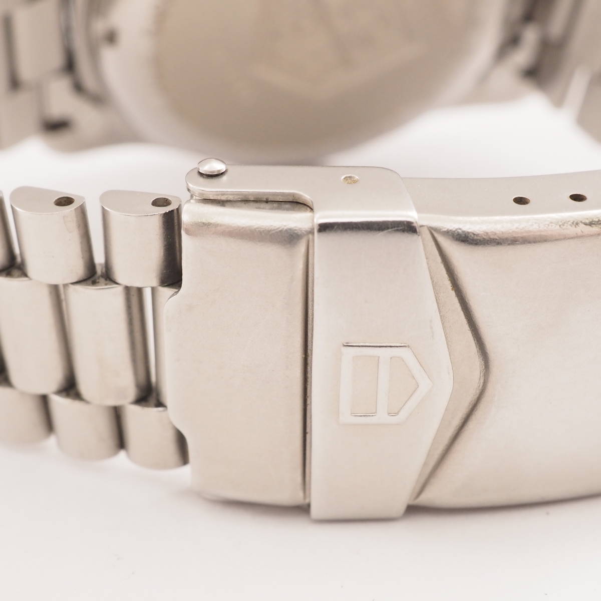 タグホイヤー プロフェッショナル クロノグラフ CE1111 稼働 TAGHEUER 