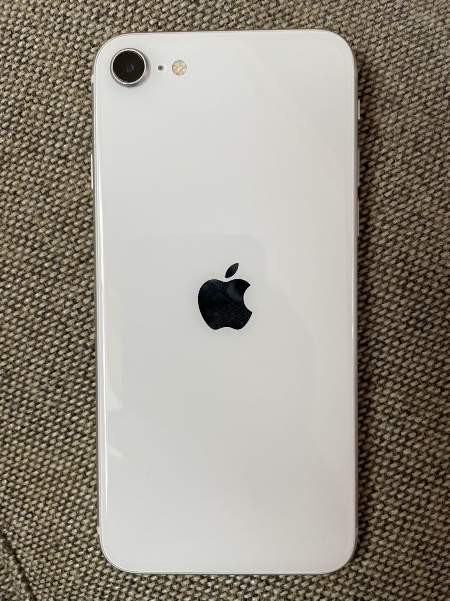 【動作良好】iPhone SE 第2世代 64GB ホワイト 画面割れあり Apple iPhone SE 第2世代 ホワイト 64GB 画面割れ 動作確認済 iPhone