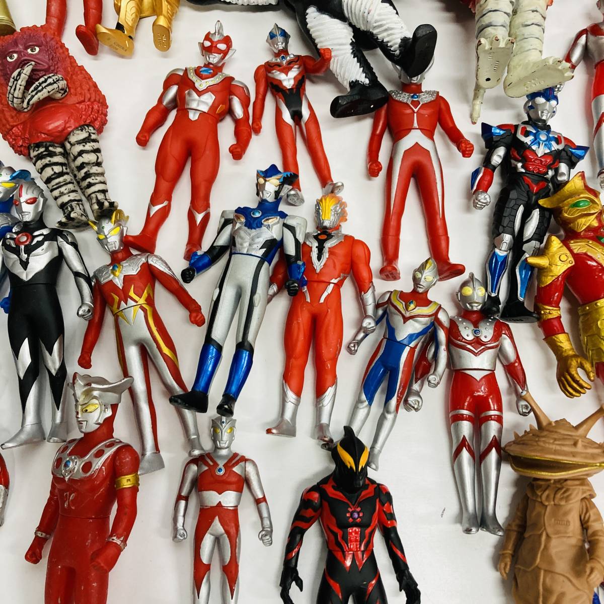 1円スタート ウルトラマン ウルトラ怪獣 ソフビ 約60体 まとめ売り