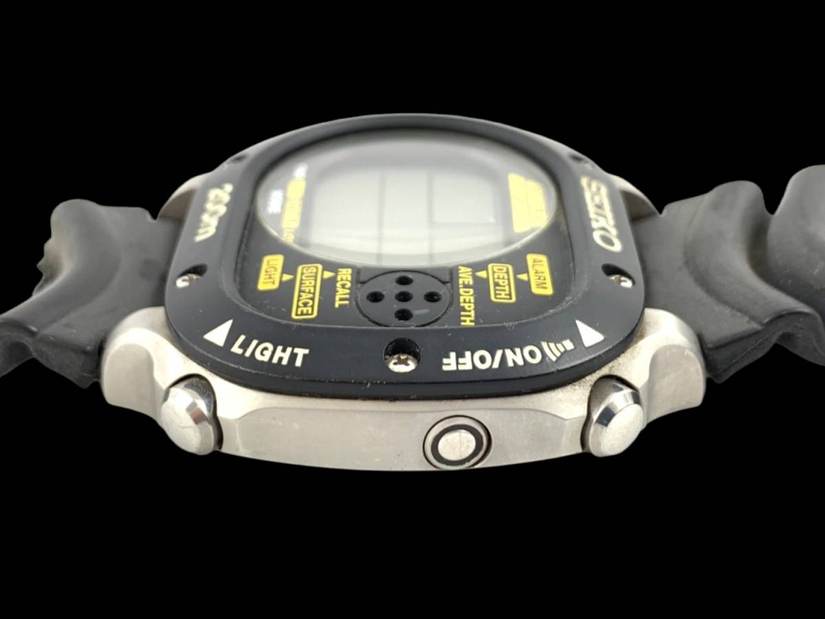 SEIKO スキューバマスター デジタル腕時計 200m ブラック　※遊環難有 1990年 スキューバマスター | Seiko Design 140