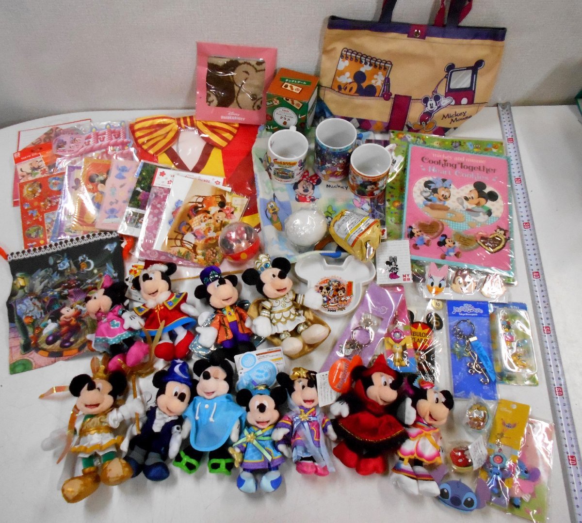 ディズニーランド ◇ディズニー グッズ まとめ売り 全12種の