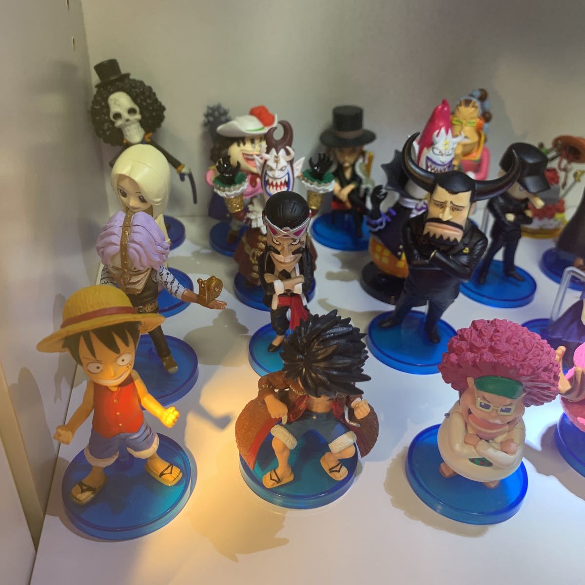ワンピースワールドコレクタブル One Piece ミニフィギュア ルフィ ワーコレ チョコエッグ フィギュア 鬼滅の刃プライズ モンキー D ルフィ 売買されたオークション情報 Yahooの商品情報をアーカイブ公開 オークファン Aucfan Com