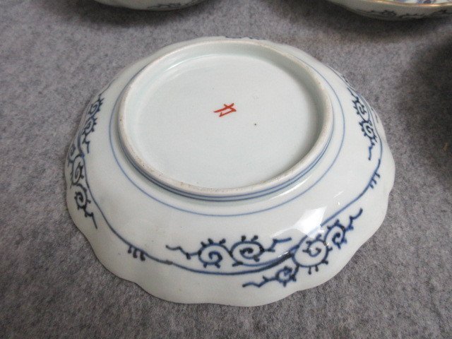 古伊万里 染付 中皿 8枚 [B28076] 松竹梅に鶴亀図 線描き 直径15cm