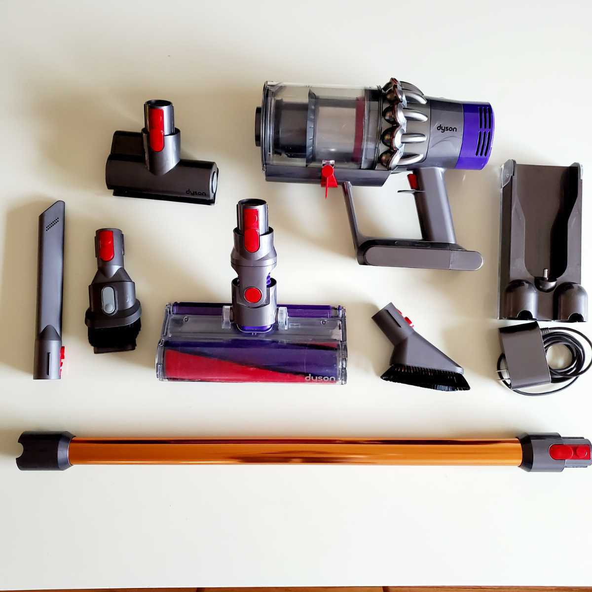 ダイソン Dyson Cyclone V10 Fluffy サイクロン式 コードレス