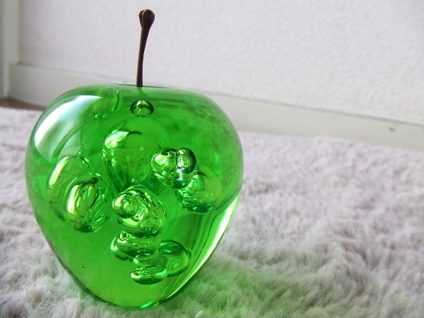 新品☆アップルペーパーウェイト☆APPLE Acrylic Paper Weightグリーン