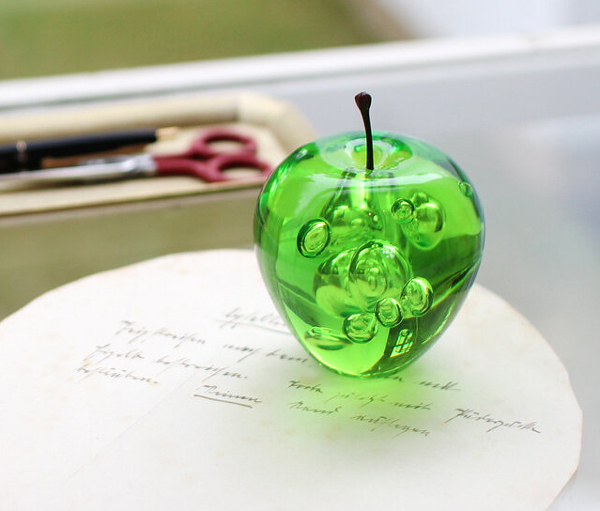 新品☆アップルペーパーウェイト☆APPLE Acrylic Paper Weightグリーン