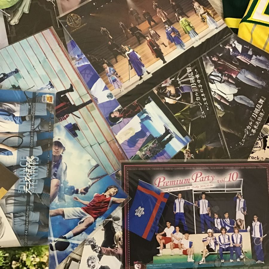 現状】 2.5次元 舞台 俳優 グッズ まとめ売り ブロマイド DVD アクスタ  