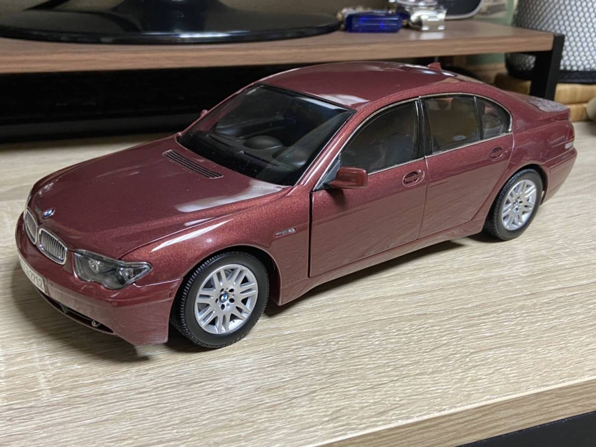 京商 1/18 BMW 7シリーズ E65 745i ワインM ボンネット塗装荒れ 1:18