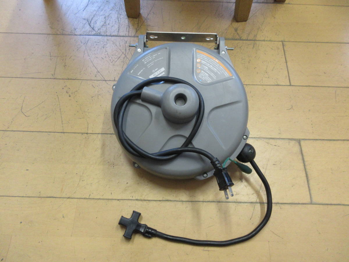 100 ジャンク品 三協 １００ｖコードリール三又コンセント付 コードリール 売買されたオークション情報 Yahooの商品情報をアーカイブ公開 オークファン Aucfan Com