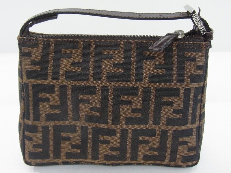 ■ フェンディ/FENDI ■ ズッカ柄 ハンド ポーチ　2349 ■ 内部劣化あり フェンディ FENDI ポーチ 本物 美品□フェンディ□ズッカ ミニバッグ