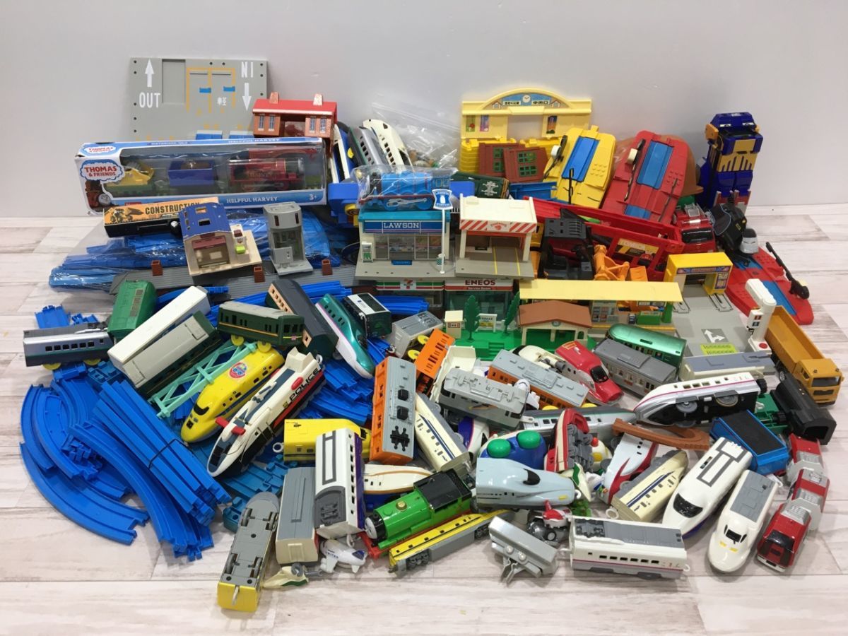  現状品 プラレール 車両 レール等 まとめて大量セット L4200(プラレール)｜売買されたオークション情報、yahooの商品情報をアーカイブ公開 - オークファン その他