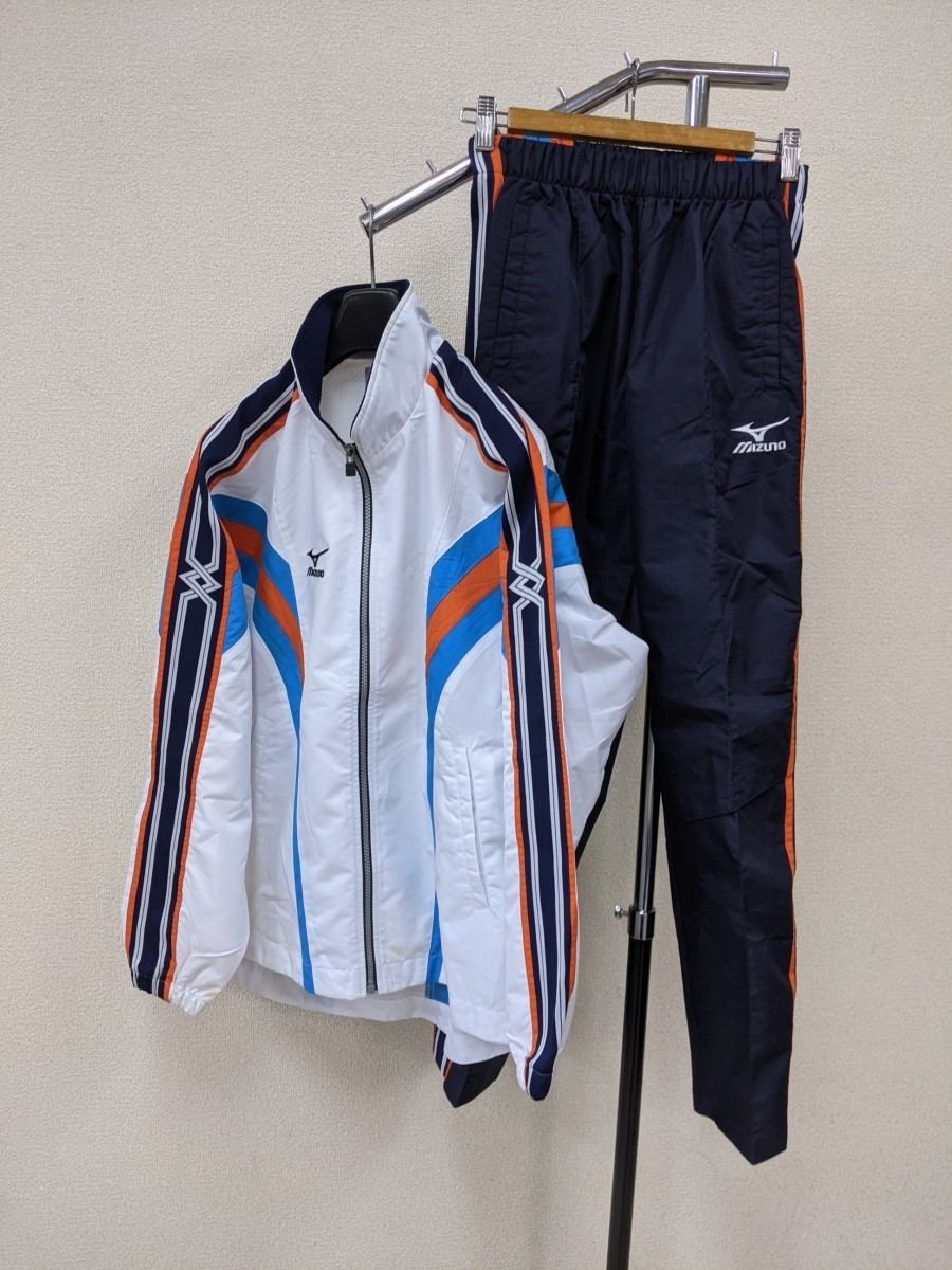 2点セット ミズノ デザイン ナイロンジャージ 上下セットアップ トレーニングウェア メンズm 白紺オレンジ青 003 ミズノ 売買されたオークション情報 Yahooの商品情報をアーカイブ公開 オークファン Aucfan Com