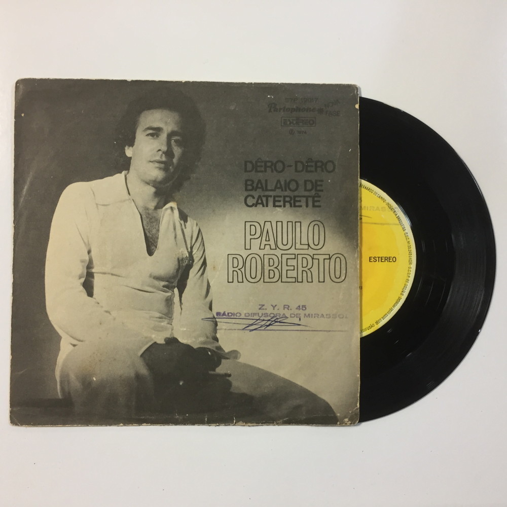 Roberto Paulo - | latest Balaio Drummond: FIVB books, biography, songs, CDs, &amp; More Discogs fuscovarius