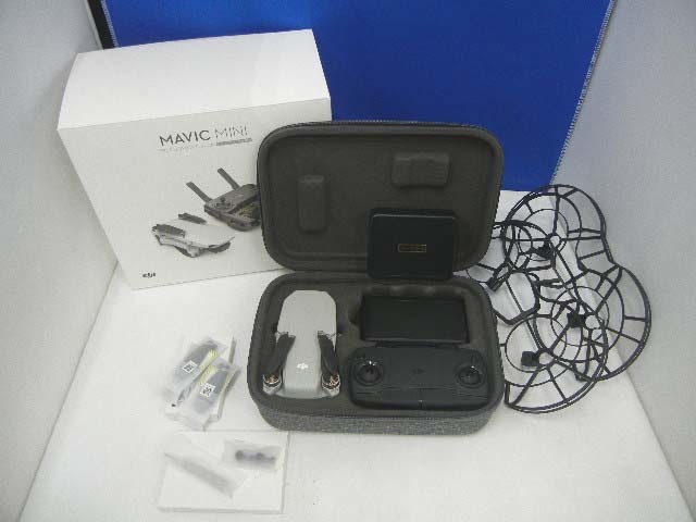  10533 DJI MAVIC MINI THE EVERYDAY FLYCAM FLY MORE COMBO ドローン(ドローン本体)｜売買されたオークション情報、yahooの商品情報をアーカイブ公開 - オークファン ドローン本体
