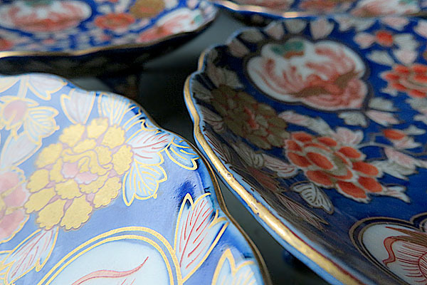 賞美堂　有田焼　幸楽窯 献上手 古伊万里色絵金襴手鳳凰花唐草文皿　5枚セット 賞美堂 有田焼 幸楽窯 献上手 古伊万里色絵金襴手鳳凰花唐草文皿 5枚