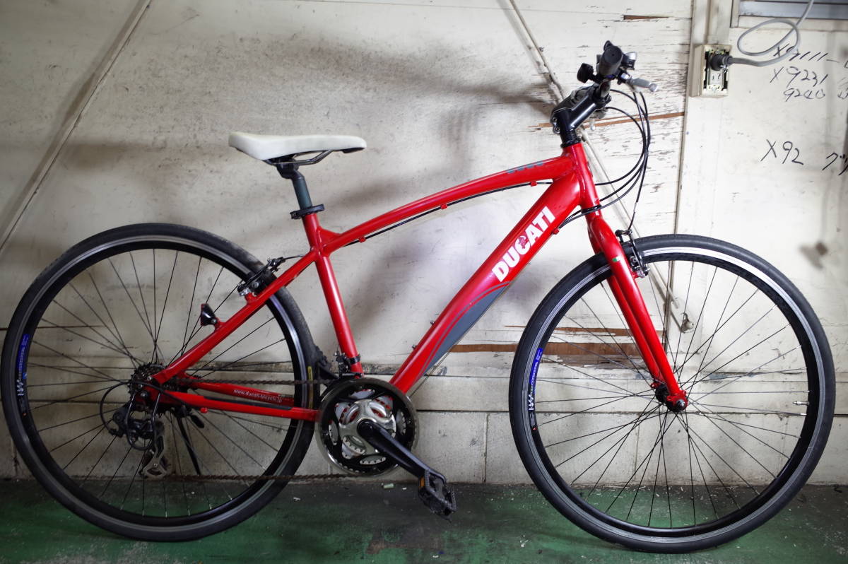 良品！DUCATI ドゥカティ 700C アルミ 21速 460mm クロスバイク (M  